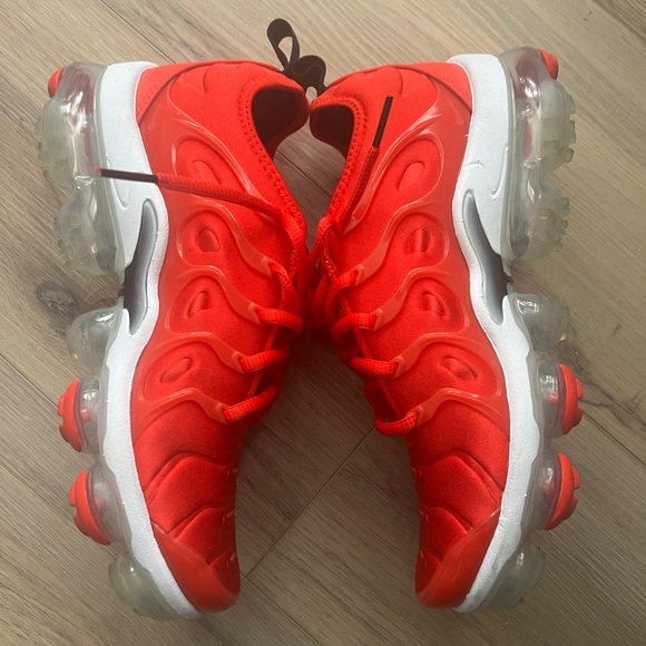 Nike Air VaporMax Plus “Chili Red” - Picture 5 of 11